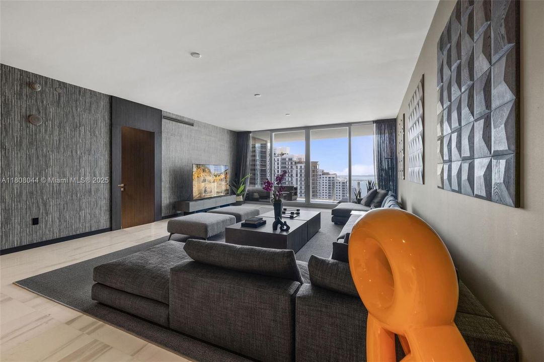 На продажу: $6,330,000 (4 спален, 5 ванн, 3536 Квадратных фут)