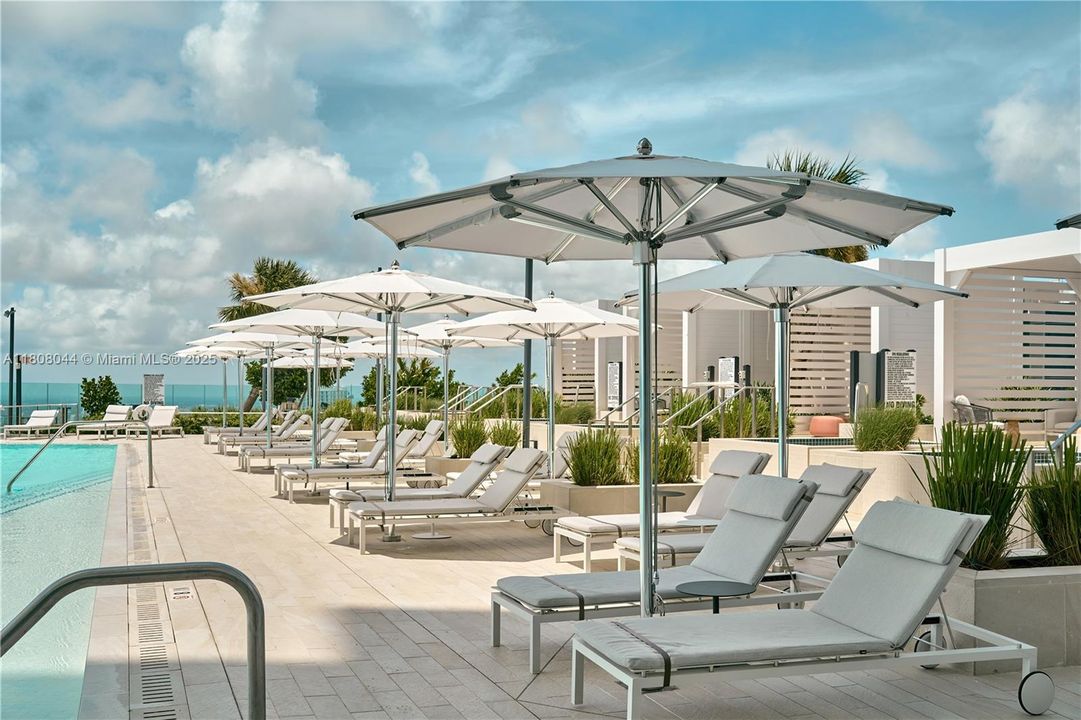 На продажу: $6,330,000 (4 спален, 5 ванн, 3536 Квадратных фут)