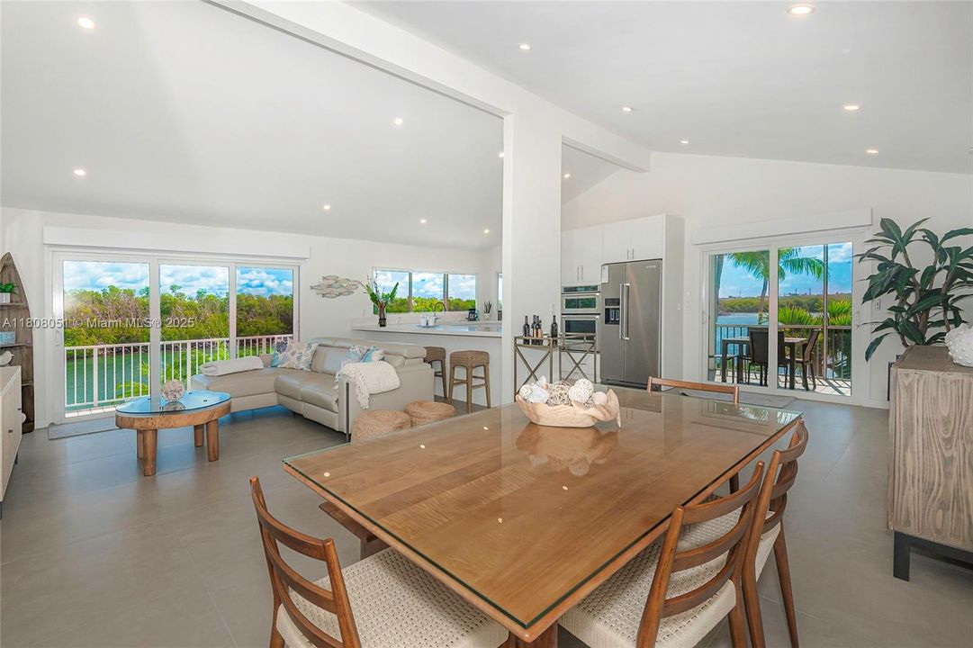 For Rent: $12,500 (4 beds, 3 baths, 1344 Square Feet)