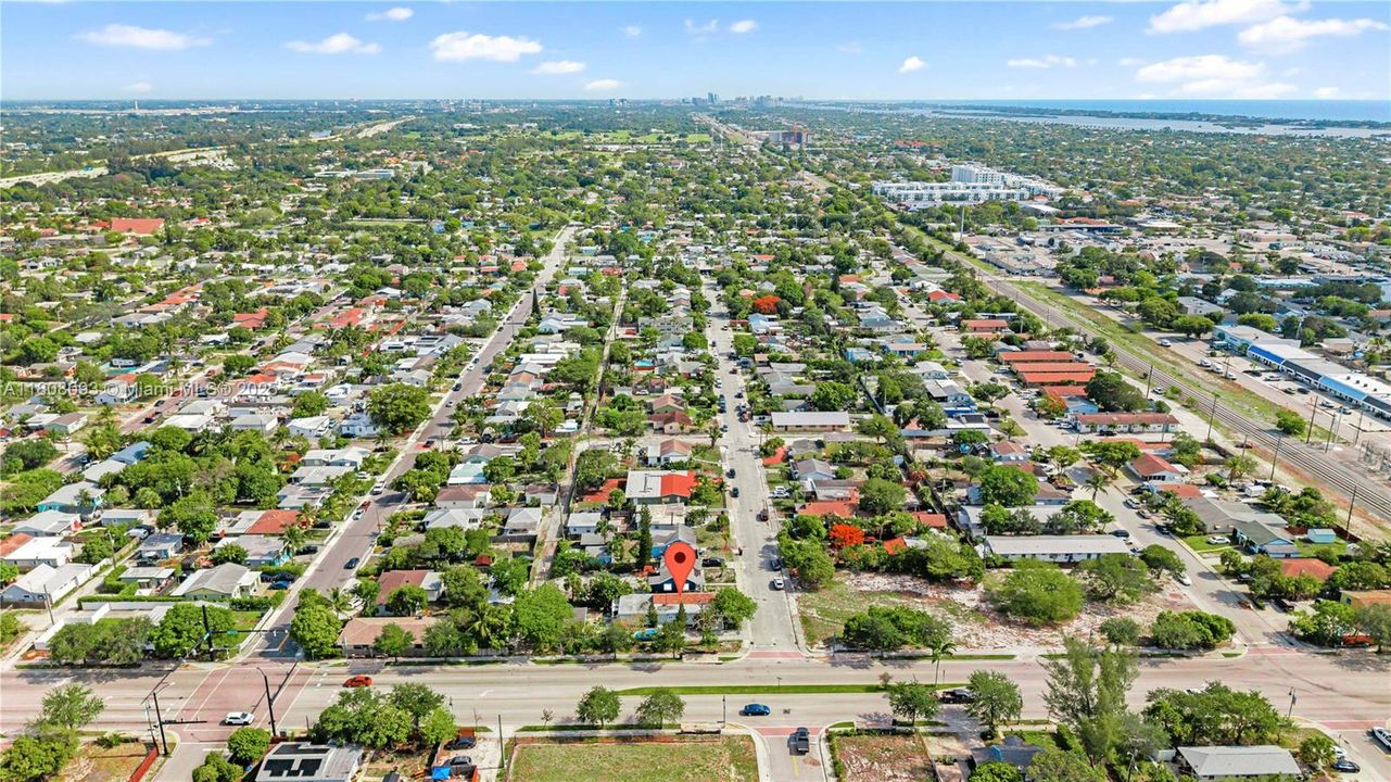 待售: $399,000 (3 贝兹, 2 浴室, 1462 平方英尺)