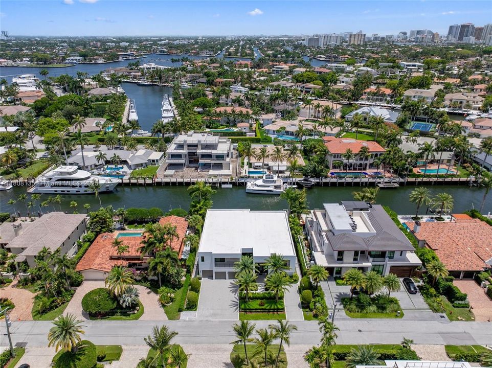 For Sale: $12,995,000 (6 beds, 6 baths, 0 Square Feet)