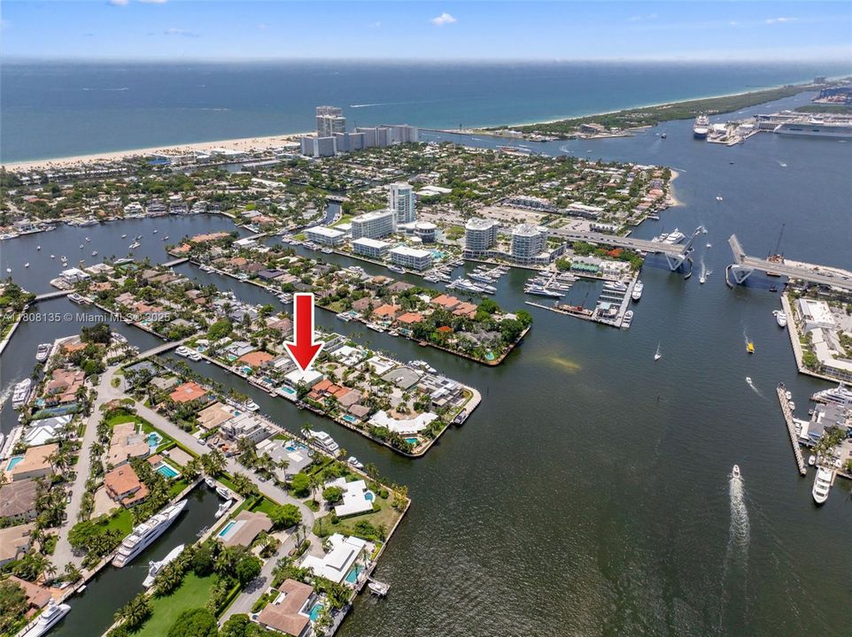 For Sale: $12,995,000 (6 beds, 6 baths, 0 Square Feet)