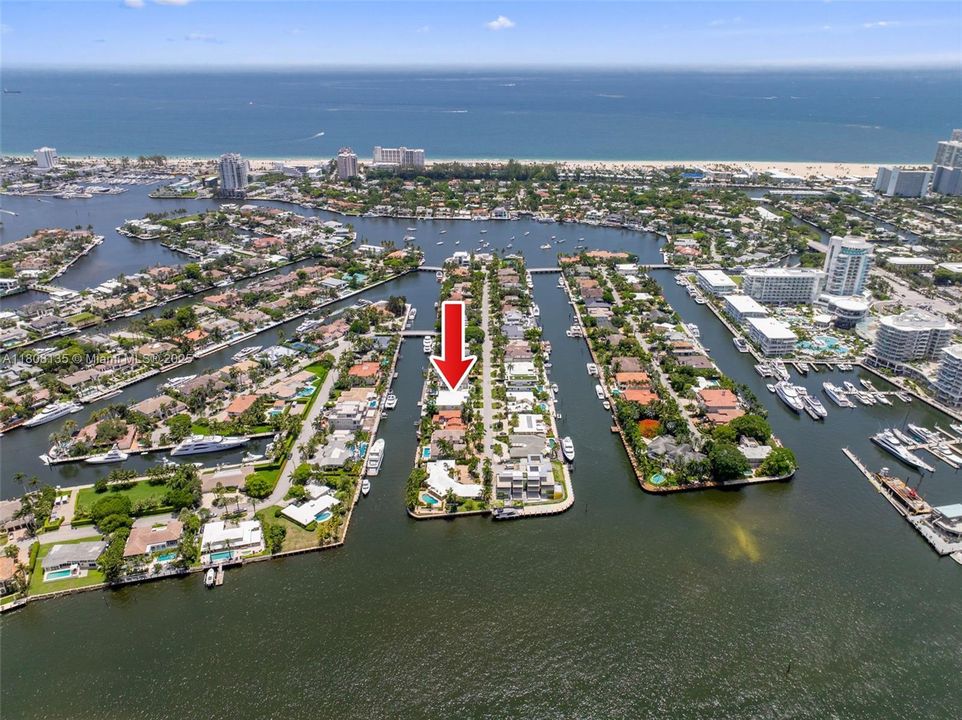 For Sale: $12,995,000 (6 beds, 6 baths, 0 Square Feet)