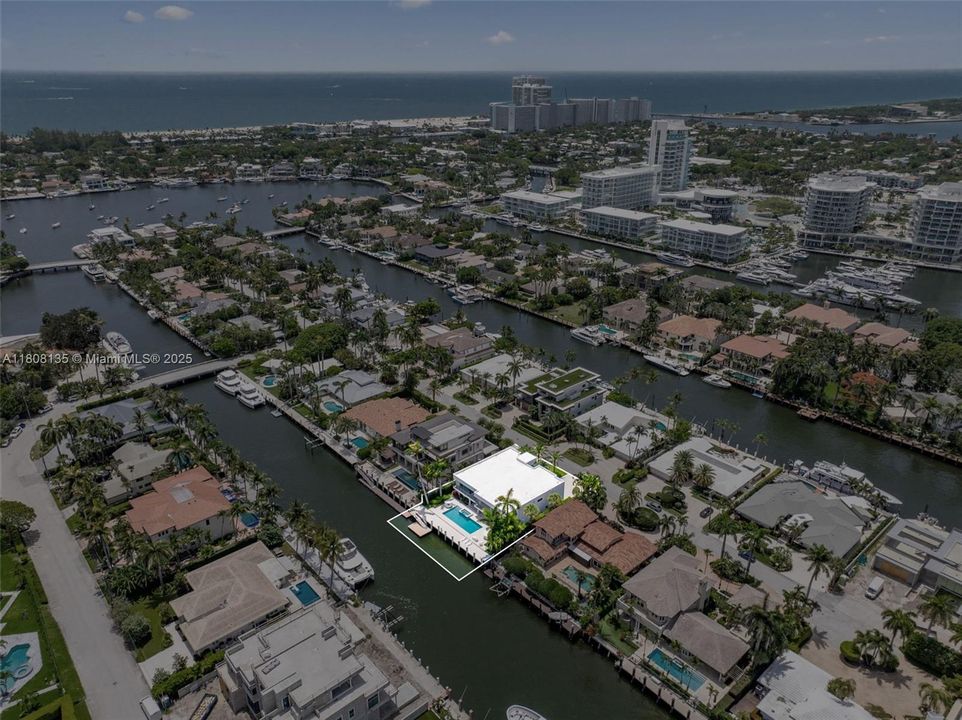 For Sale: $12,995,000 (6 beds, 6 baths, 0 Square Feet)