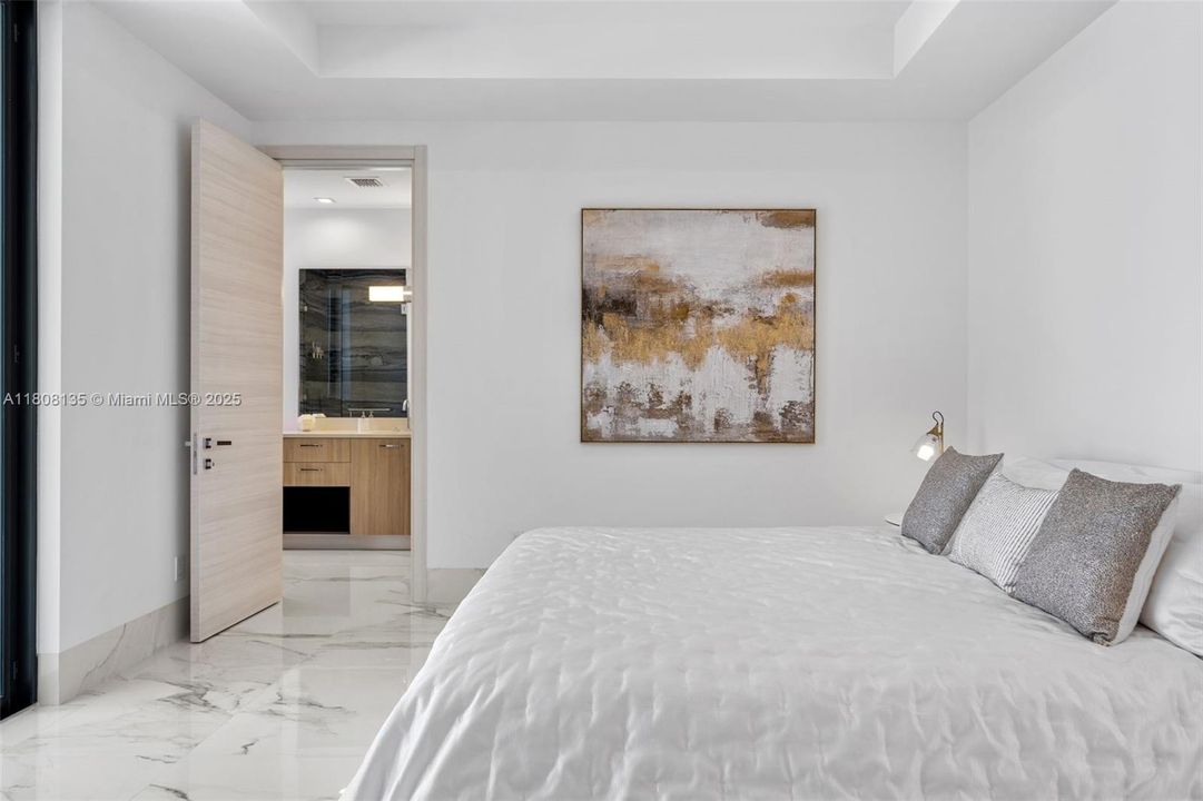 For Sale: $12,995,000 (6 beds, 6 baths, 0 Square Feet)