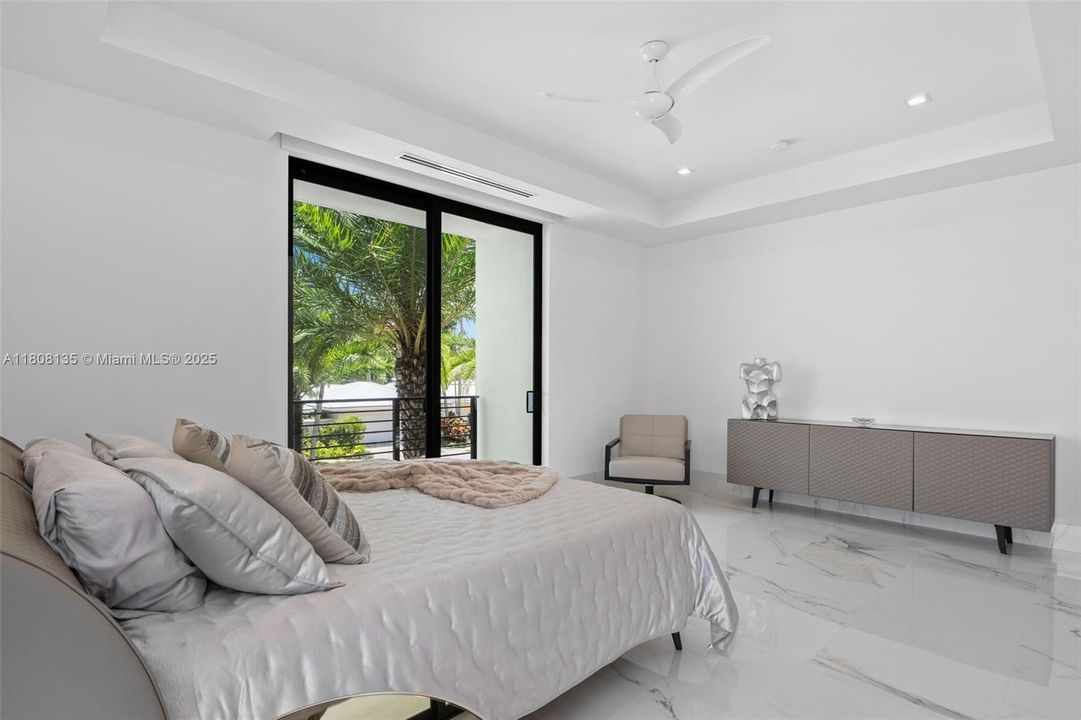 For Sale: $12,995,000 (6 beds, 6 baths, 0 Square Feet)