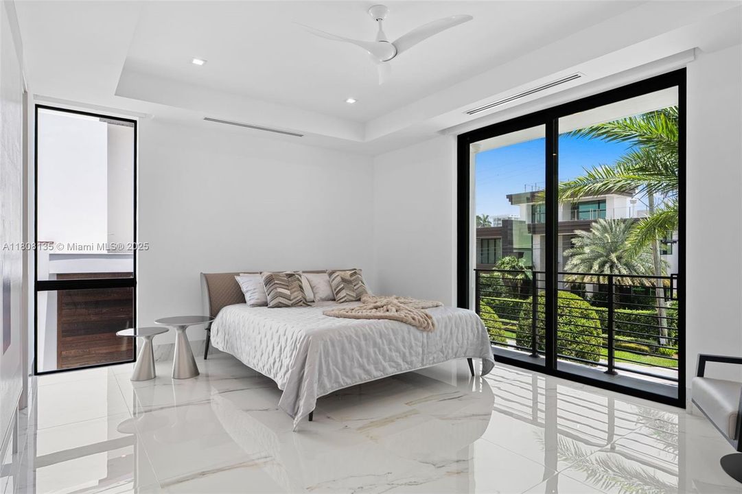 For Sale: $12,995,000 (6 beds, 6 baths, 0 Square Feet)