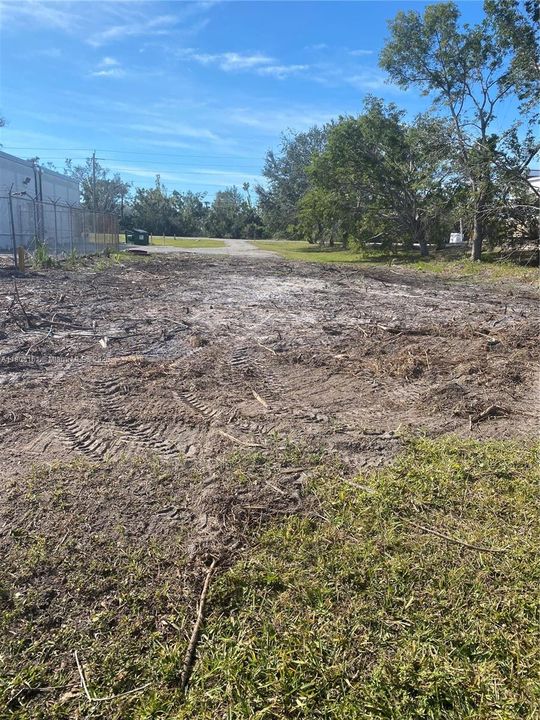 For Sale: $98,100 (0.52 acres)