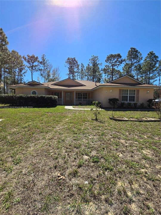 待售: $359,000 (4 贝兹, 2 浴室, 3000 平方英尺)