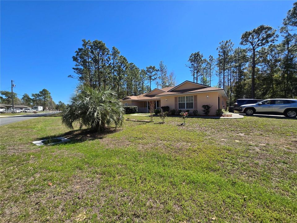 待售: $359,000 (4 贝兹, 2 浴室, 3000 平方英尺)