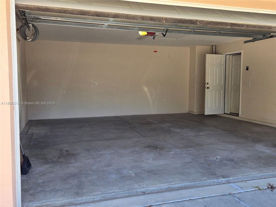 待售: $359,000 (4 贝兹, 2 浴室, 3000 平方英尺)