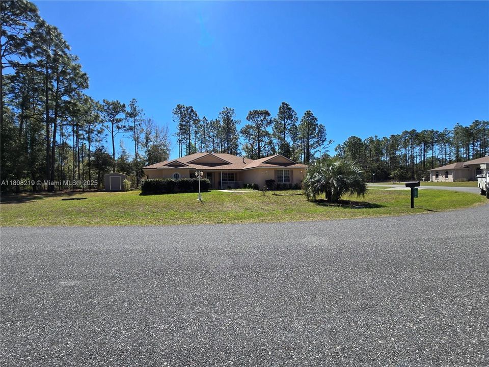 待售: $359,000 (4 贝兹, 2 浴室, 3000 平方英尺)