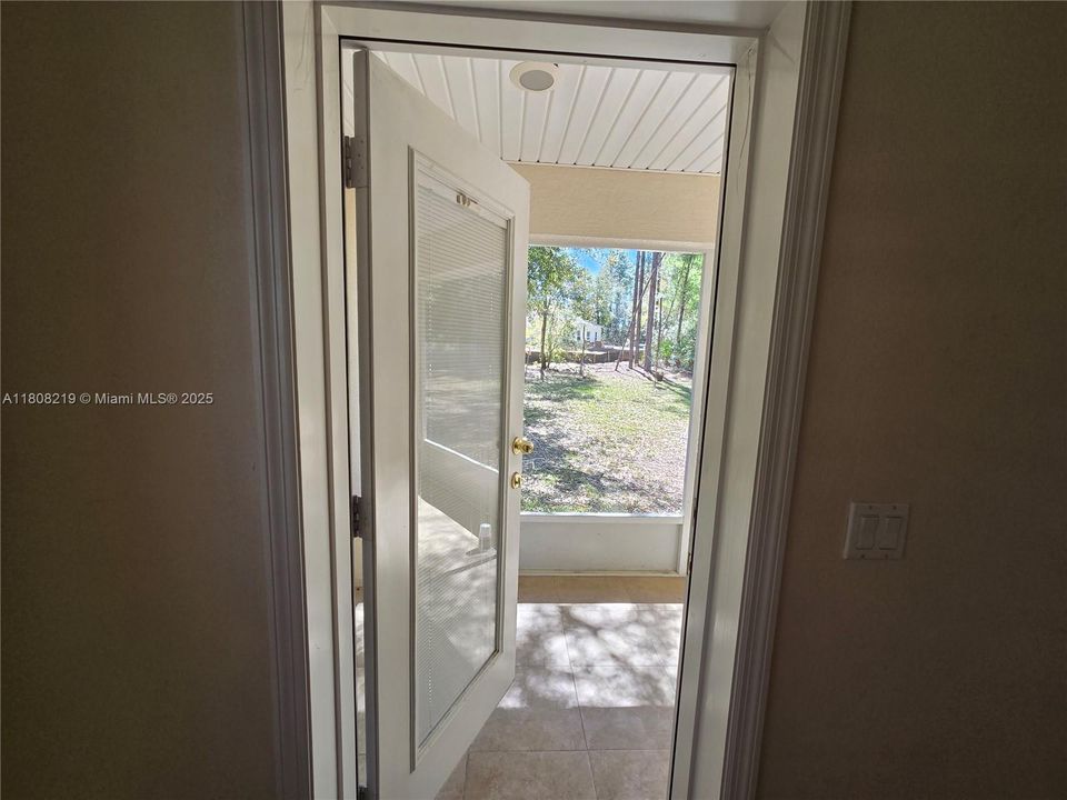 待售: $359,000 (4 贝兹, 2 浴室, 3000 平方英尺)