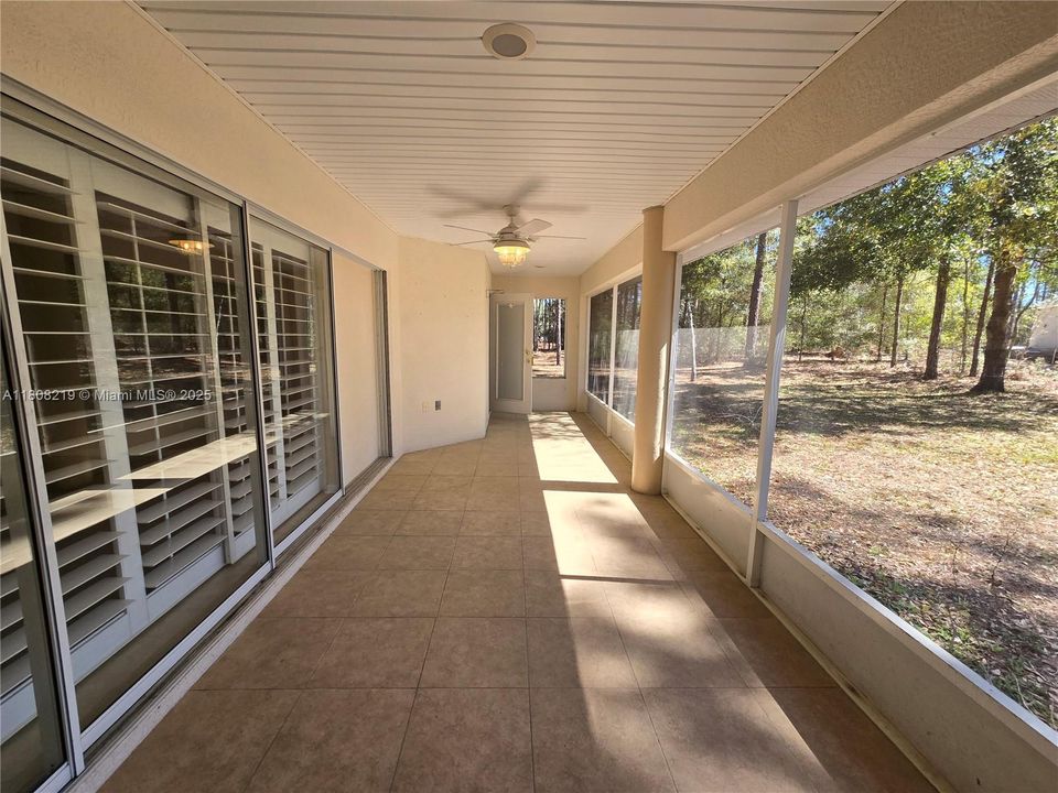 待售: $359,000 (4 贝兹, 2 浴室, 3000 平方英尺)