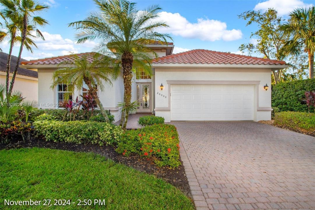 Recently Sold: $689,000 (3 beds, 2 baths, 1938 Square Feet)