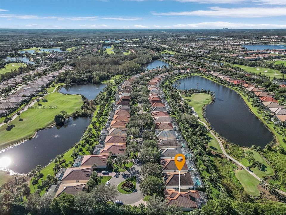Recently Sold: $689,000 (3 beds, 2 baths, 1938 Square Feet)