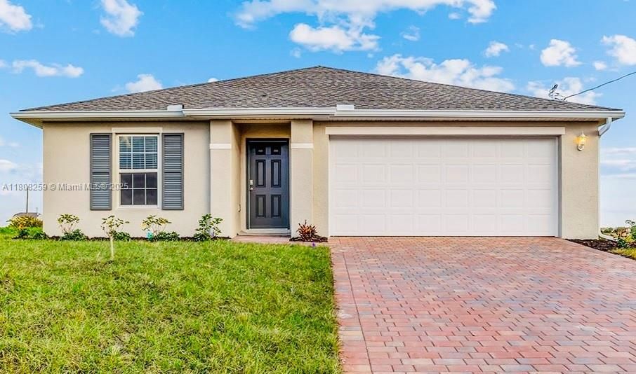 Recently Rented: $2,300 (4 beds, 2 baths, 0 Square Feet)