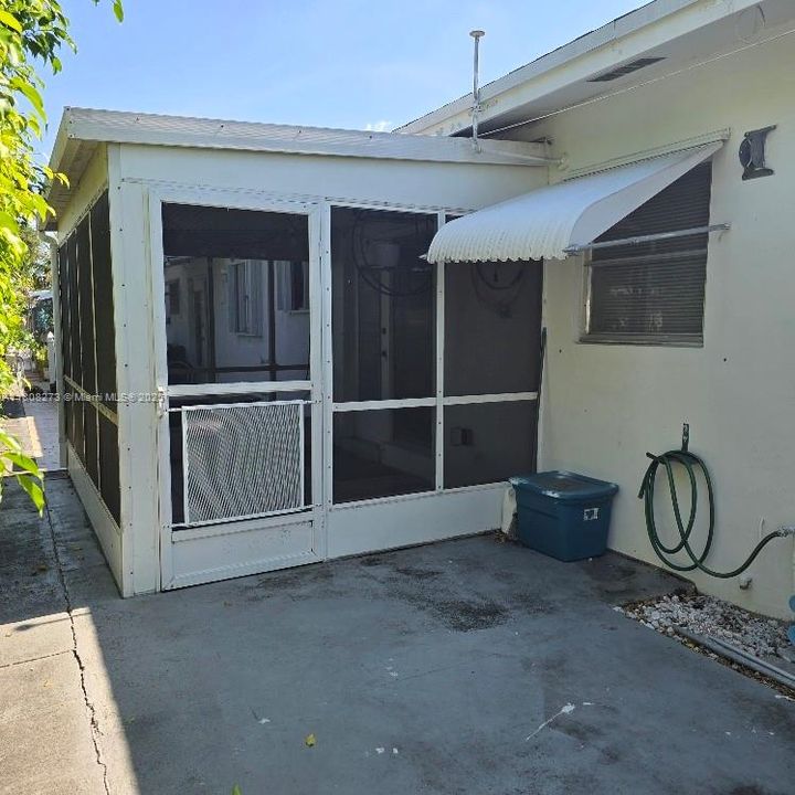 Active With Contract: $95,000 (1 beds, 1 baths, 600 Square Feet)