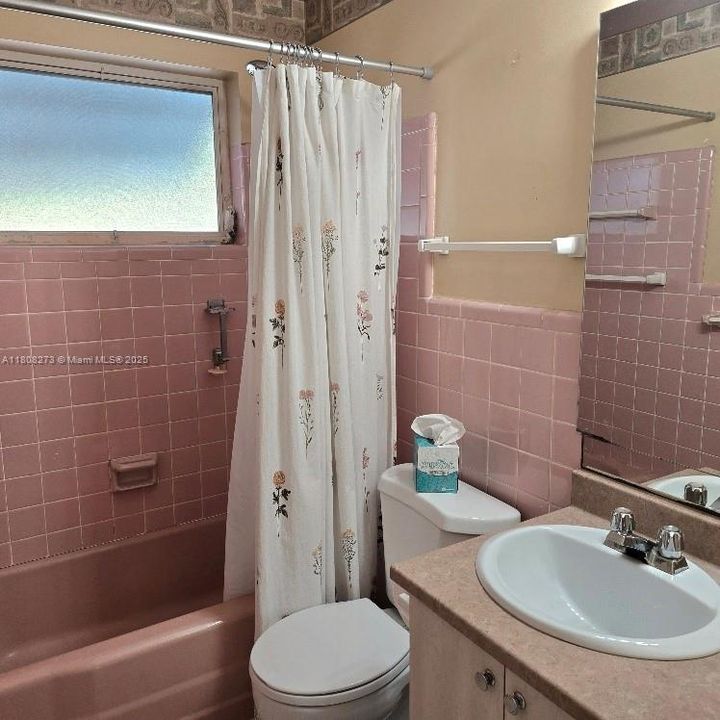 Active With Contract: $95,000 (1 beds, 1 baths, 600 Square Feet)