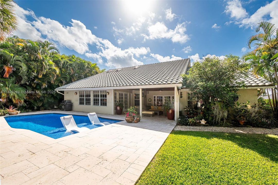 Recently Sold: $1,485,000 (4 beds, 2 baths, 3056 Square Feet)