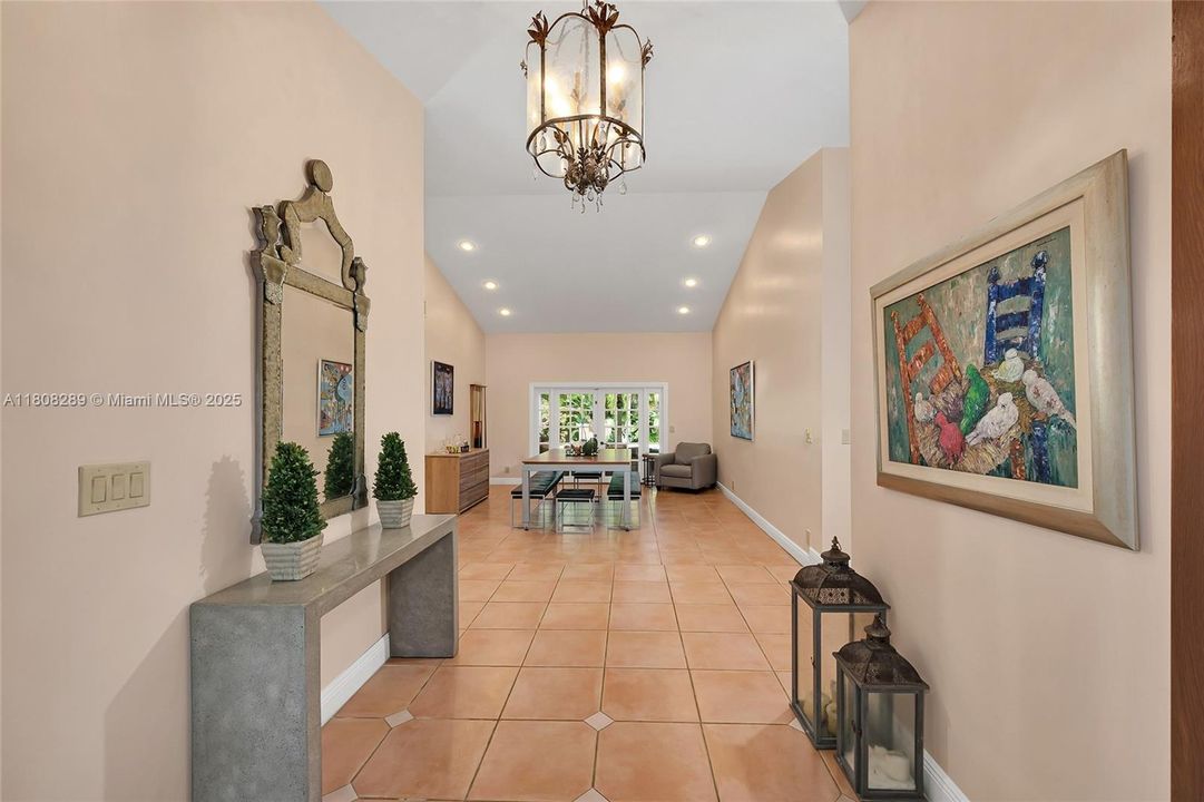 Recently Sold: $1,485,000 (4 beds, 2 baths, 3056 Square Feet)