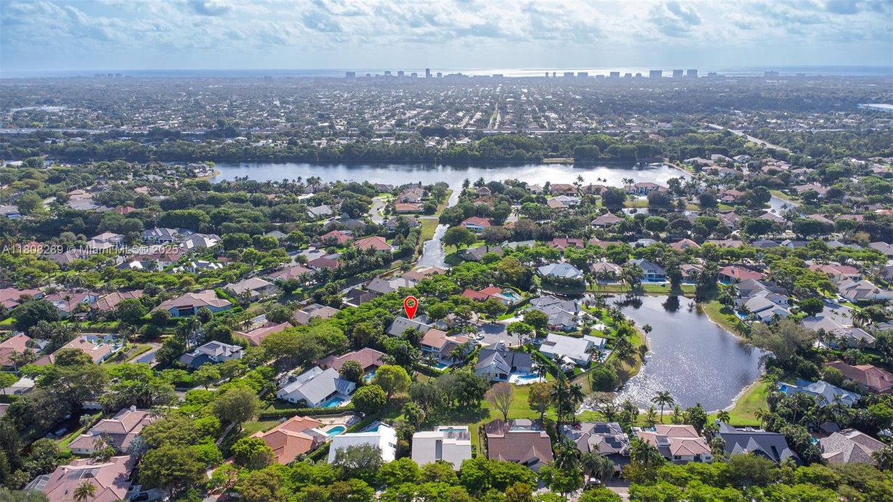 Recently Sold: $1,485,000 (4 beds, 2 baths, 3056 Square Feet)