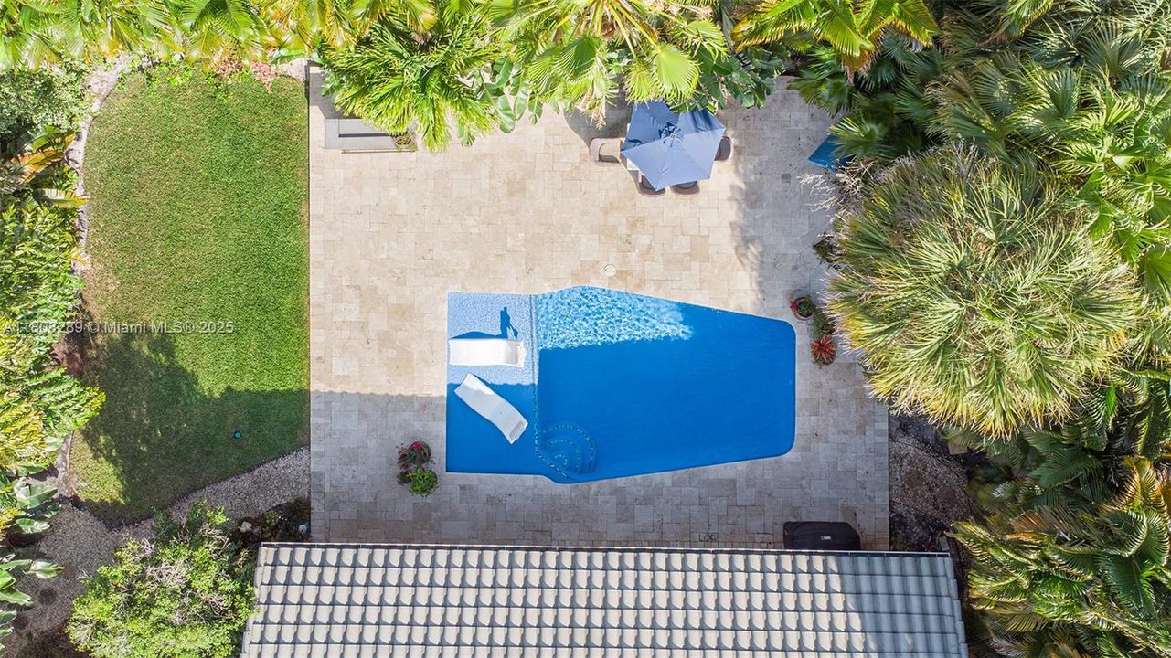 Recently Sold: $1,485,000 (4 beds, 2 baths, 3056 Square Feet)