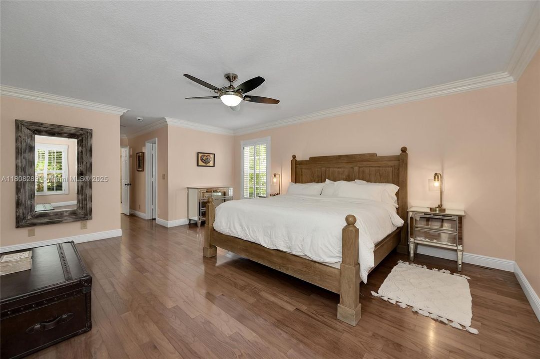 Recently Sold: $1,485,000 (4 beds, 2 baths, 3056 Square Feet)