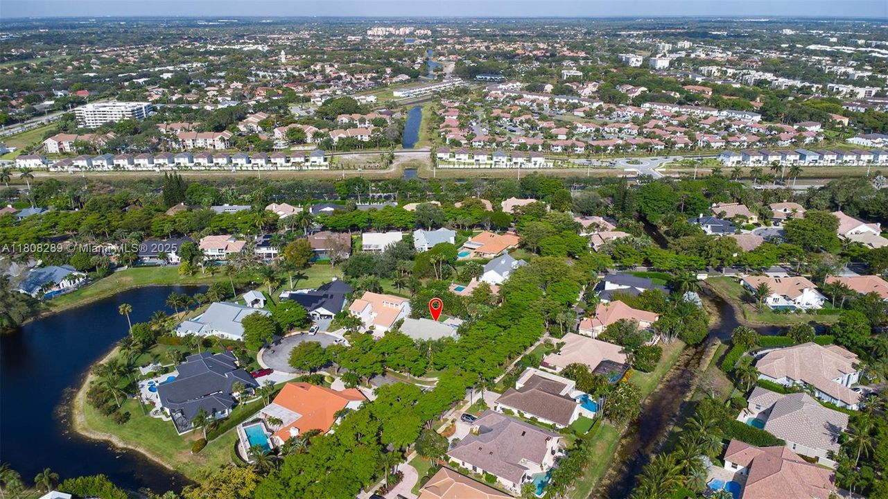 Recently Sold: $1,485,000 (4 beds, 2 baths, 3056 Square Feet)