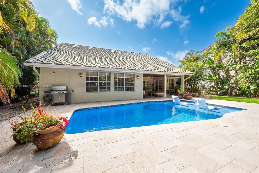 Recently Sold: $1,485,000 (4 beds, 2 baths, 3056 Square Feet)