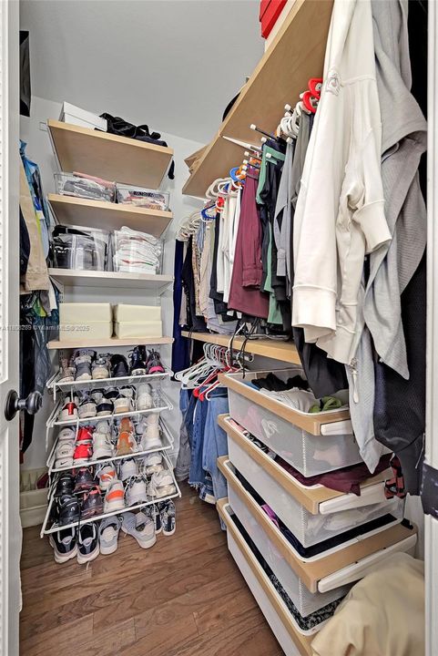 Recently Sold: $1,485,000 (4 beds, 2 baths, 3056 Square Feet)