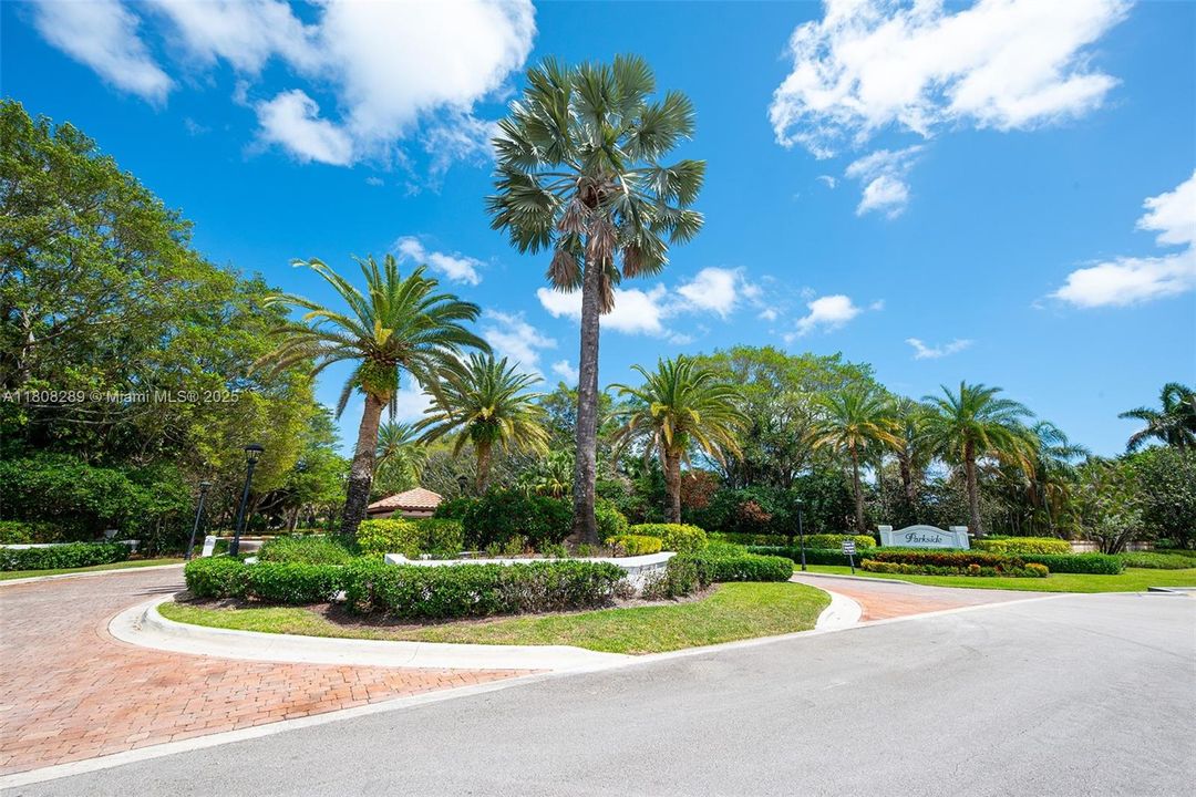 Recently Sold: $1,485,000 (4 beds, 2 baths, 3056 Square Feet)