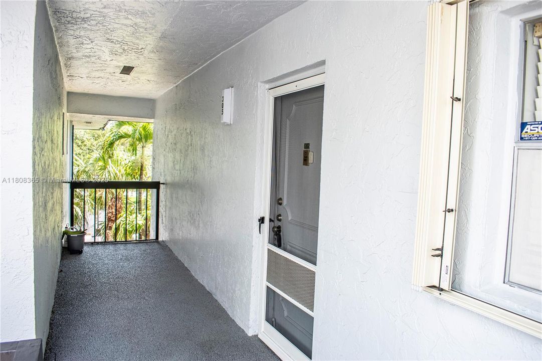 En Venta: $114,999 (2 camas, 2 baños, 958 Pies cuadrados)
