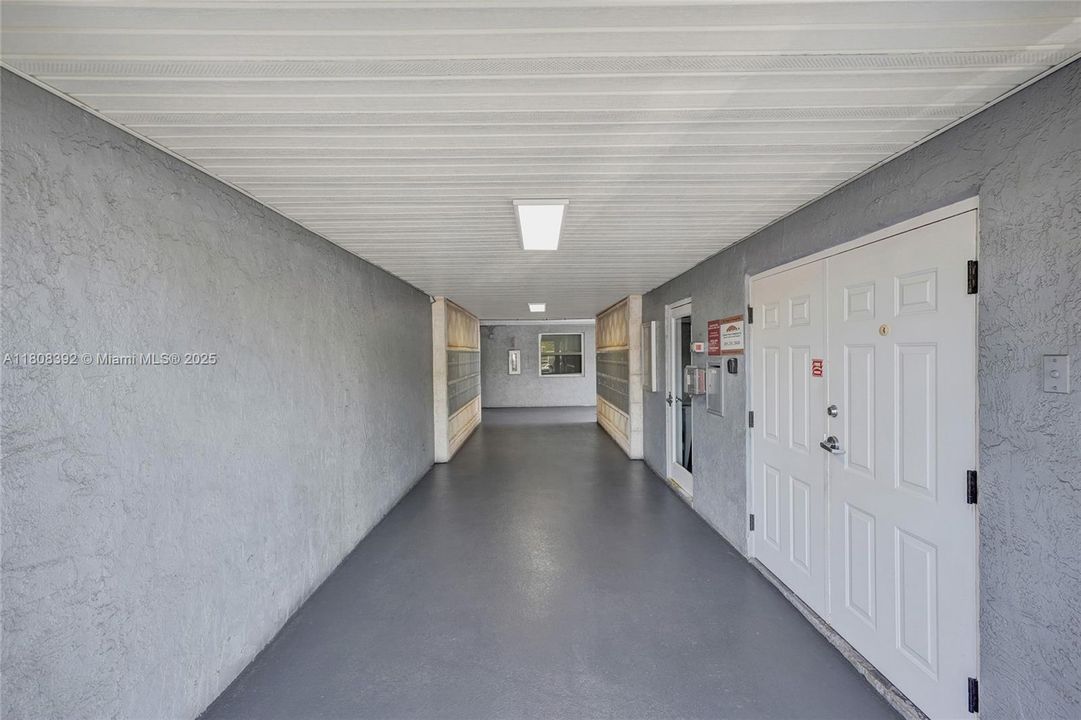 Sunwood offers residents a convenient onsite office and manager available Monday through Friday to maintain the site in pristine condition and assist residents as needed.