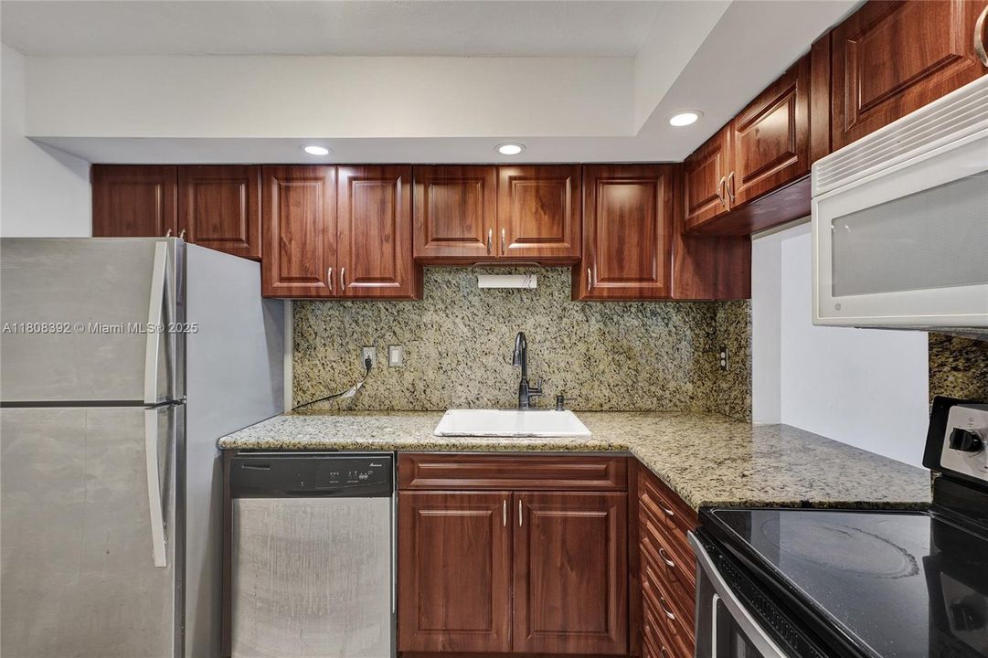 Large, fully equipped, updated kitchen