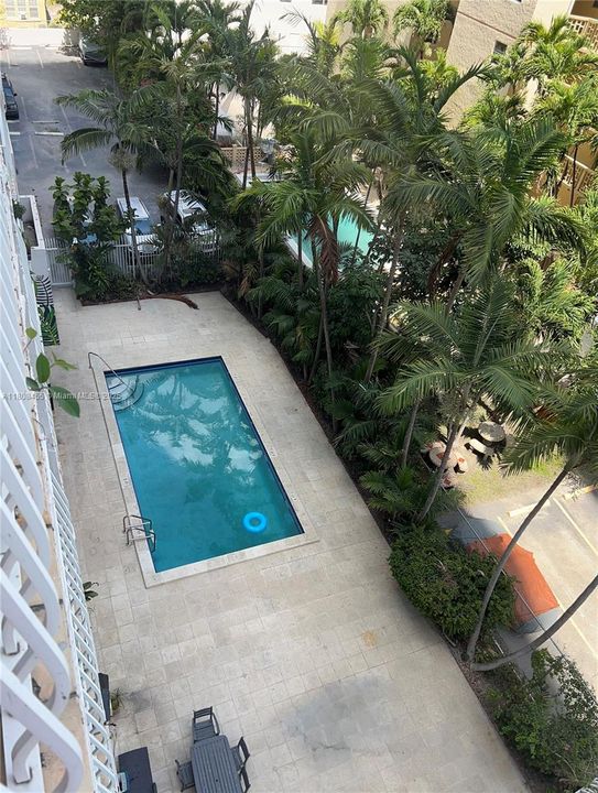 Vendido Recientemente: $375,000 (2 camas, 2 baños, 872 Pies cuadrados)