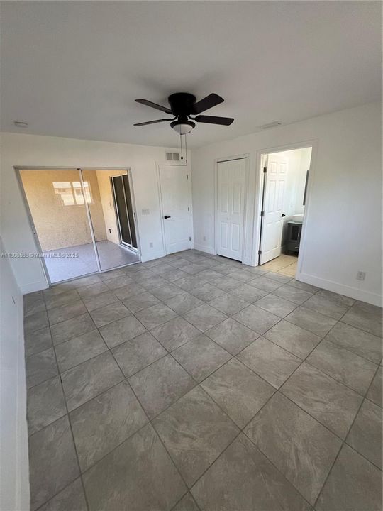 Recently Rented: $1,780 (3 beds, 2 baths, 1150 Square Feet)