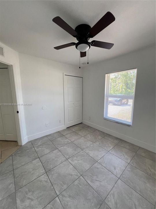 Recently Rented: $1,780 (3 beds, 2 baths, 1150 Square Feet)
