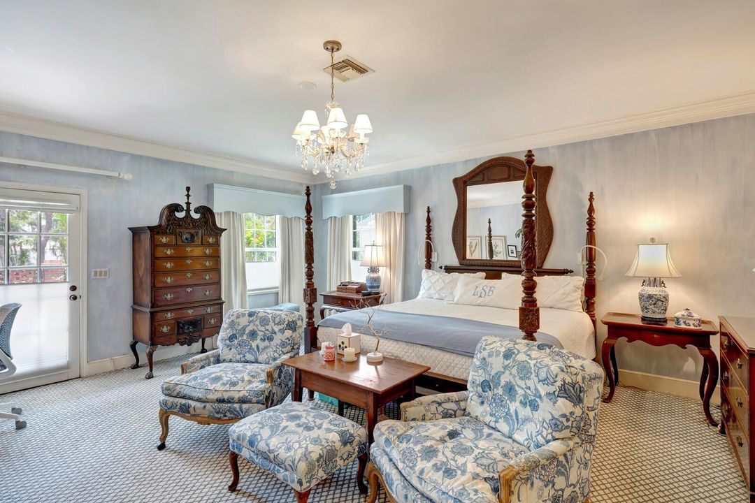 645 riomar Dr-36