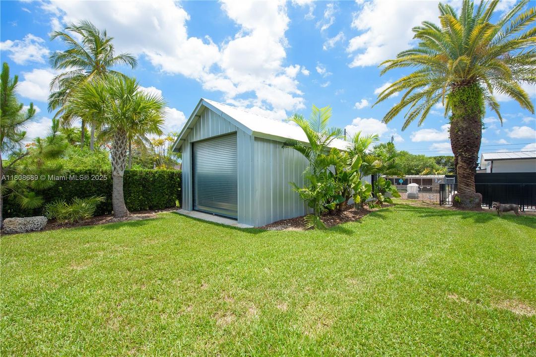 Недавно продано: $1,100,000 (3 спален, 2 ванн, 2234 Квадратных фут)