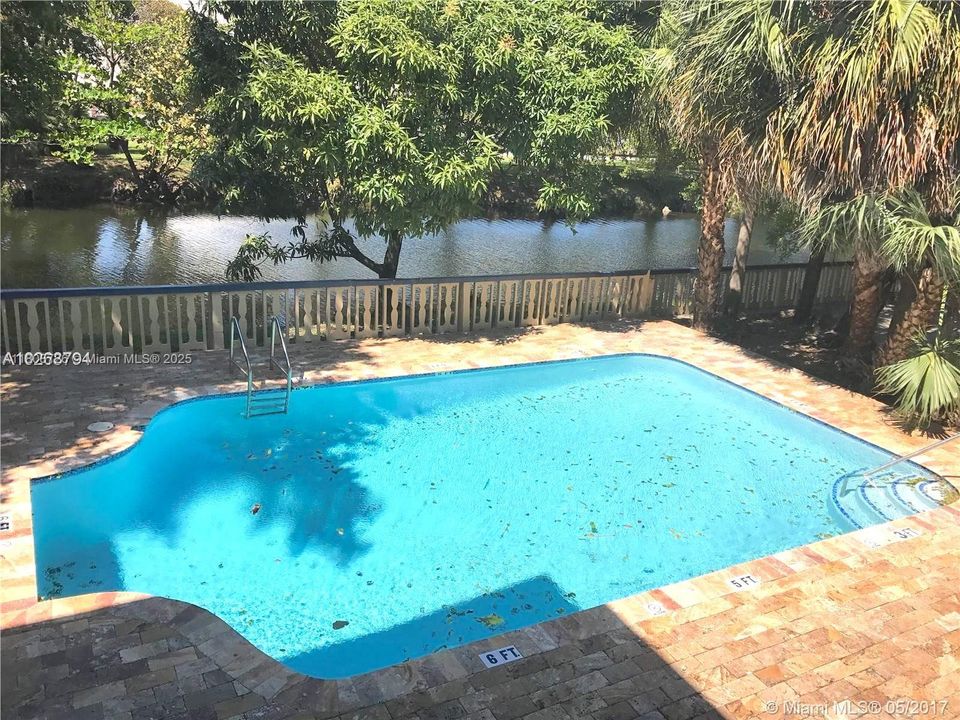 Activo con contrato: $199,000 (1 camas, 1 baños, 550 Pies cuadrados)