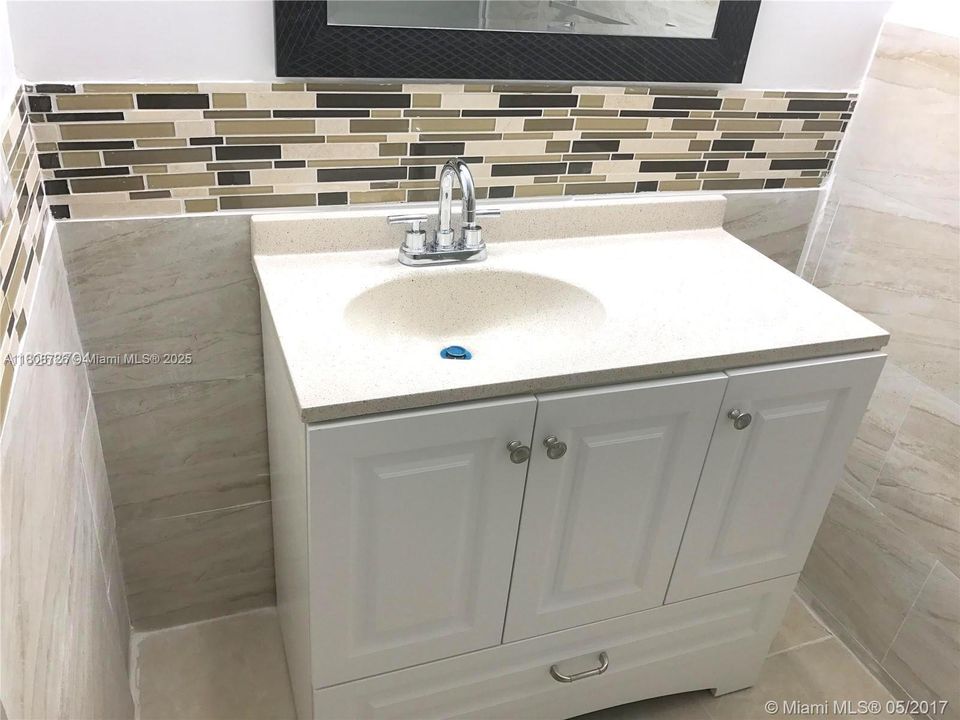 Activo con contrato: $199,000 (1 camas, 1 baños, 550 Pies cuadrados)