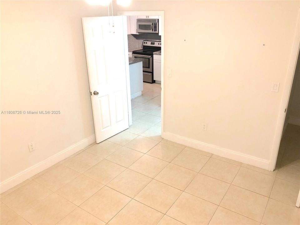 Activo con contrato: $199,000 (1 camas, 1 baños, 550 Pies cuadrados)