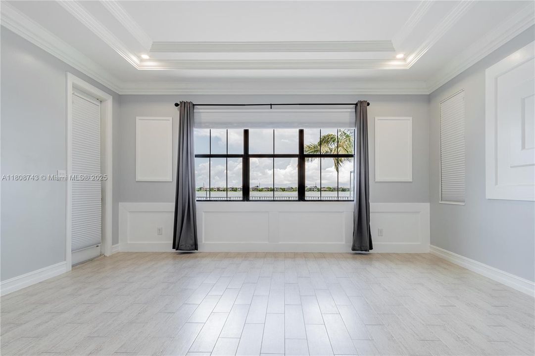 最近租的: $8,900 (5 贝兹, 5 浴室, 4600 平方英尺)