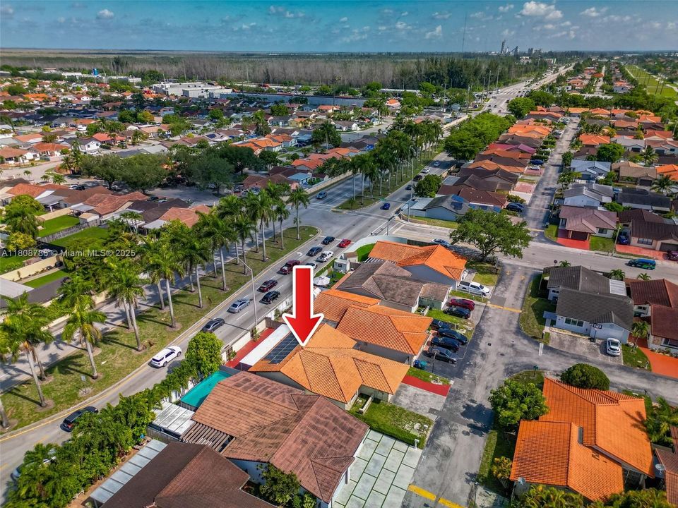 Vendido Recientemente: $635,000 (3 camas, 2 baños, 1687 Pies cuadrados)