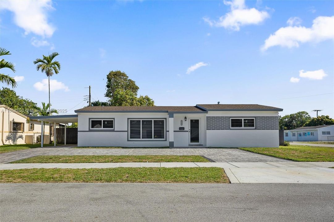 Recently Rented: $3,600 (3 beds, 2 baths, 1415 Square Feet)