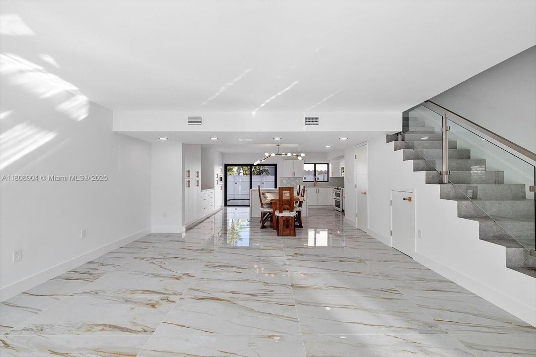 For Sale: $719,000 (3 beds, 2 baths, 1590 Square Feet)