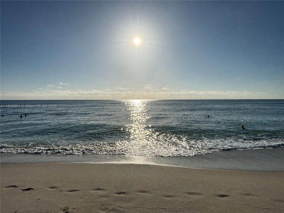 For Sale: $719,000 (3 beds, 2 baths, 1590 Square Feet)