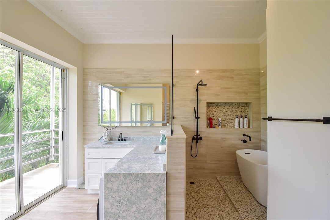 3rd Floor Primary Bathroom