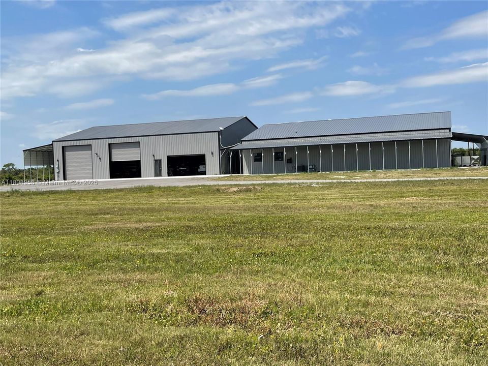 For Sale: $1,899,000 (20.25 acres)